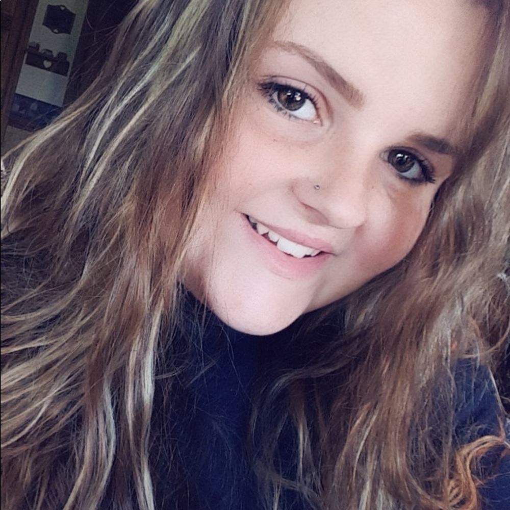 Meet your Posher, Sierra